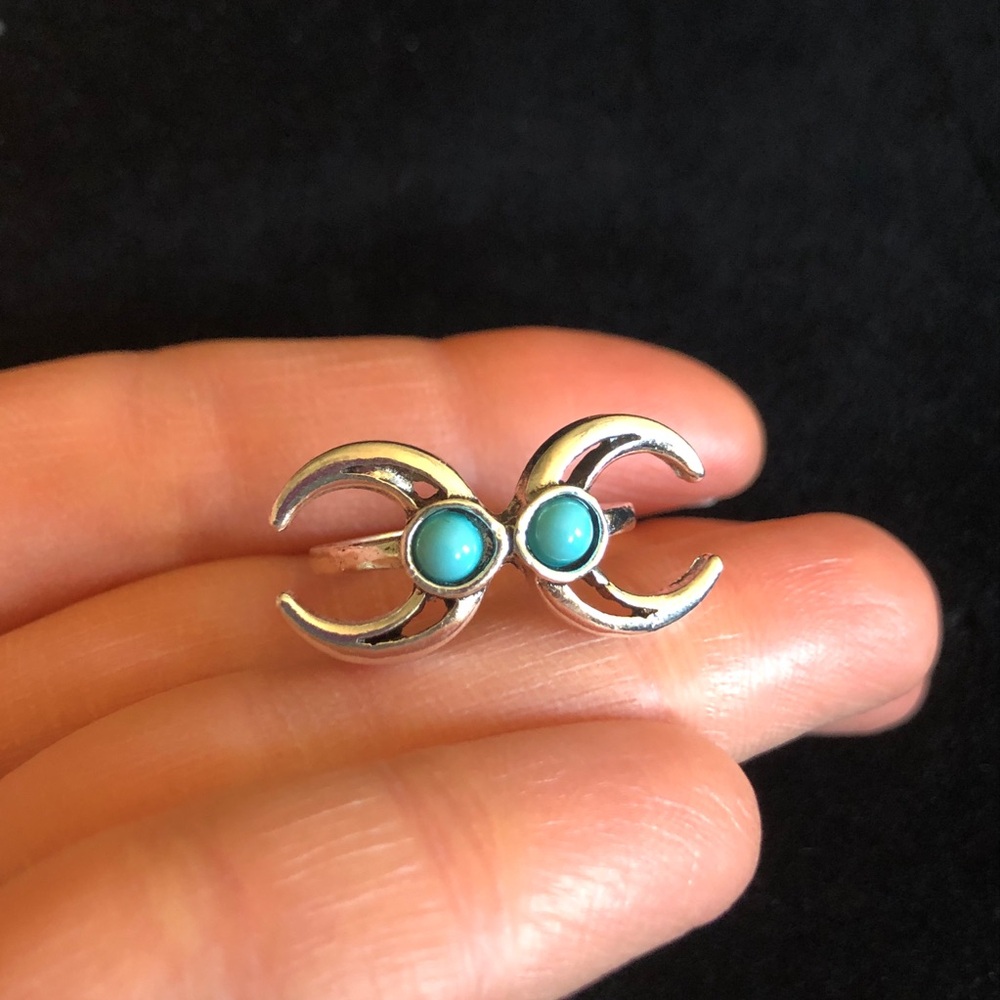 Silver Tone and Blue Crescent Moon Ring - Picture 3 of 8